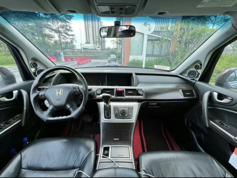 济宁14年本田艾力绅7