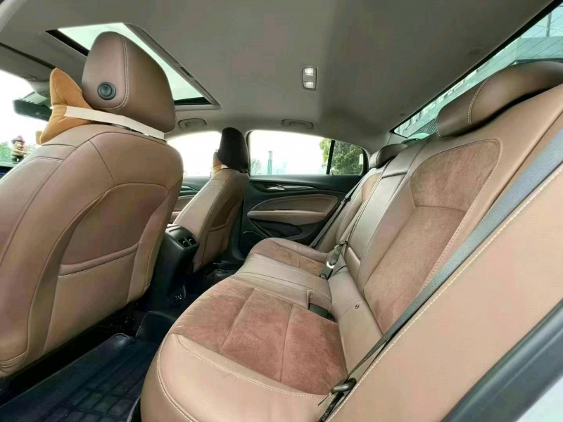 东莞22年别克君威4