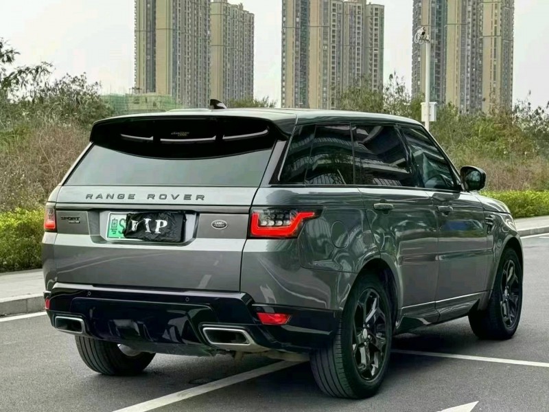 东莞19年路虎揽胜运动8