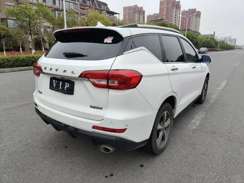 济宁18年哈弗M65