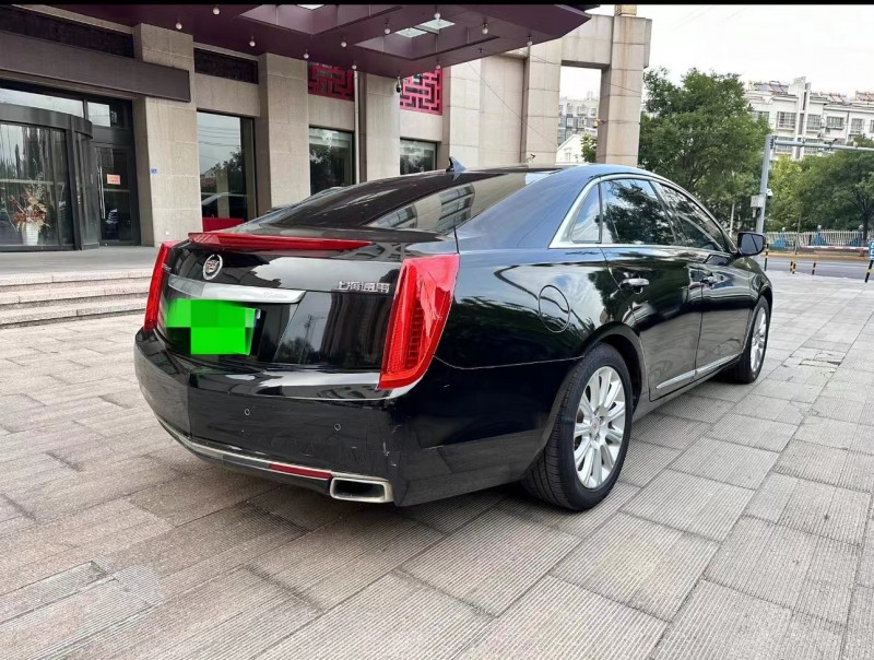 济宁15年凯迪拉克XTS4