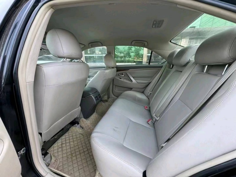 菏泽13年丰田凯美瑞3