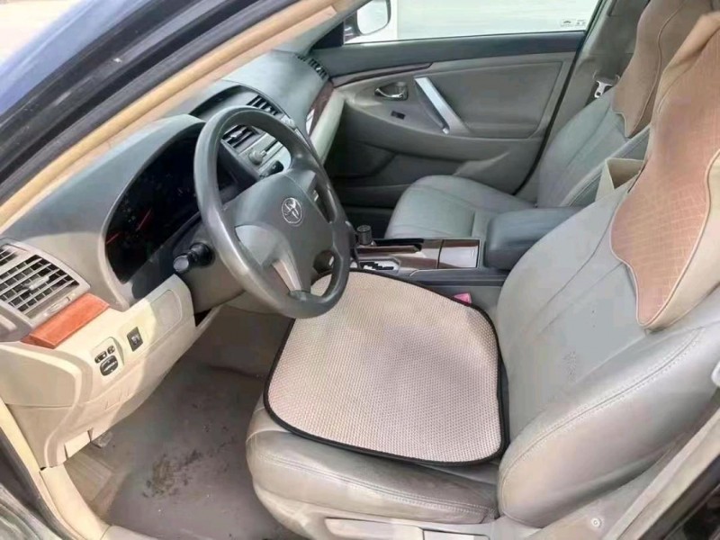 济南15年丰田凯美瑞5