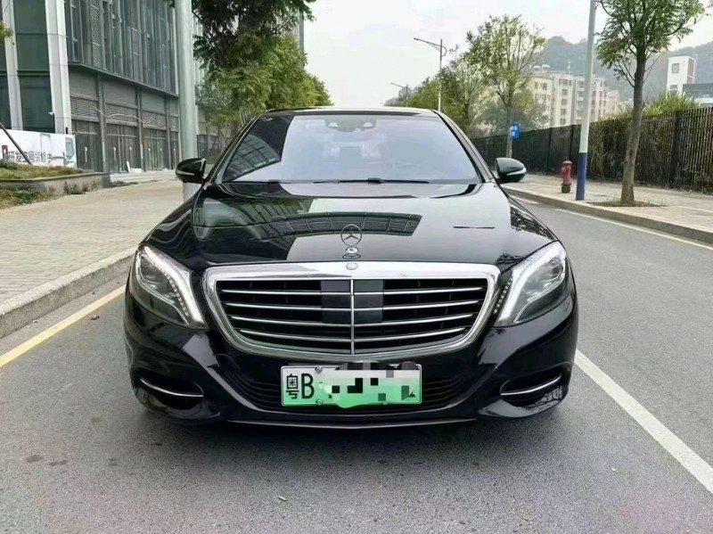 广州17年奔驰S1