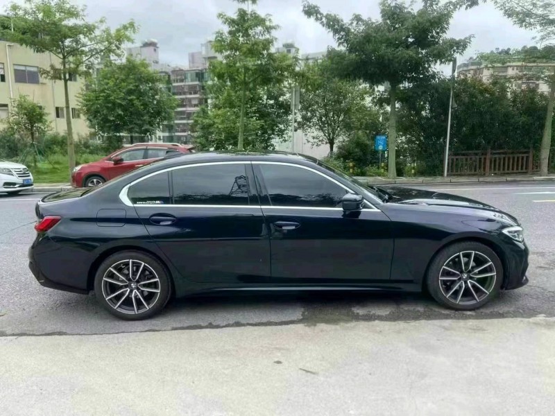 广州22年宝马3系3