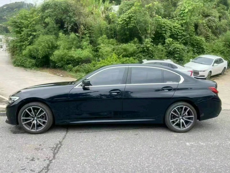 广州22年宝马3系6