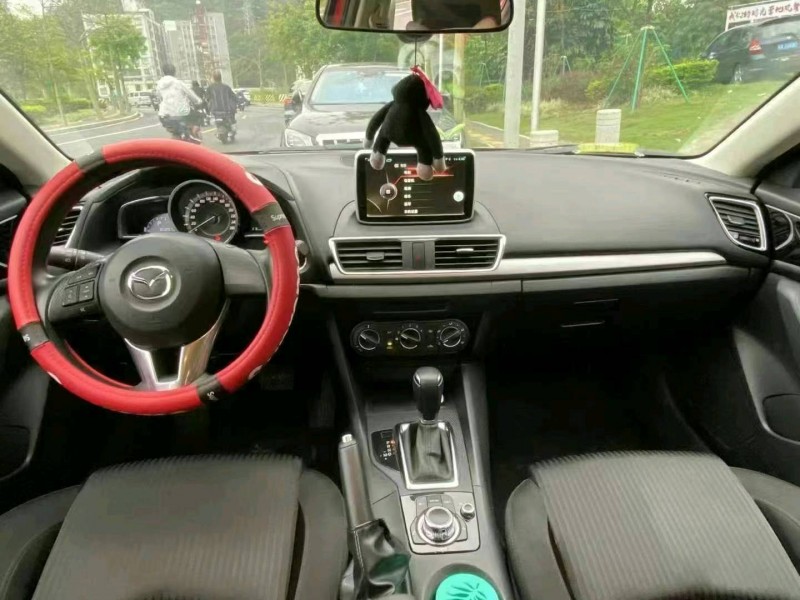 广州16年马自达昂克赛拉9