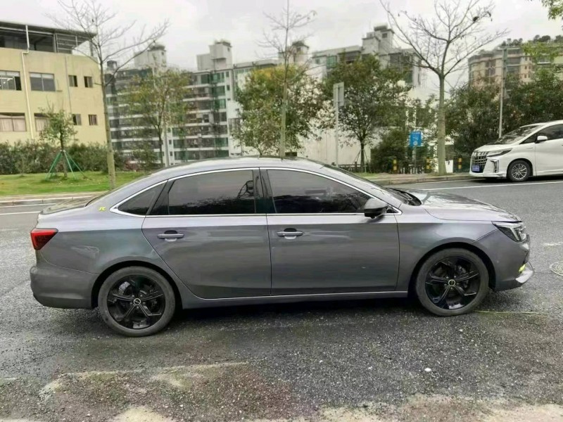 廣州21年榮威i64