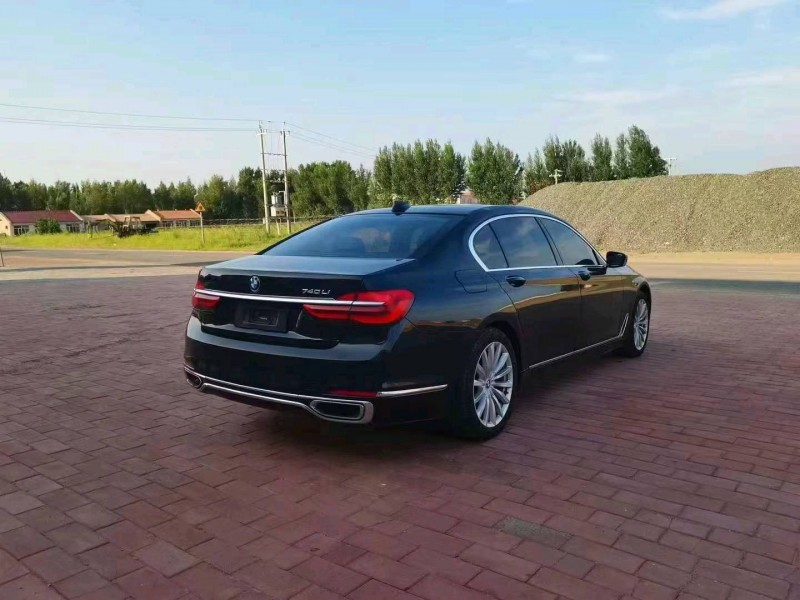 潍坊18年宝马7系4