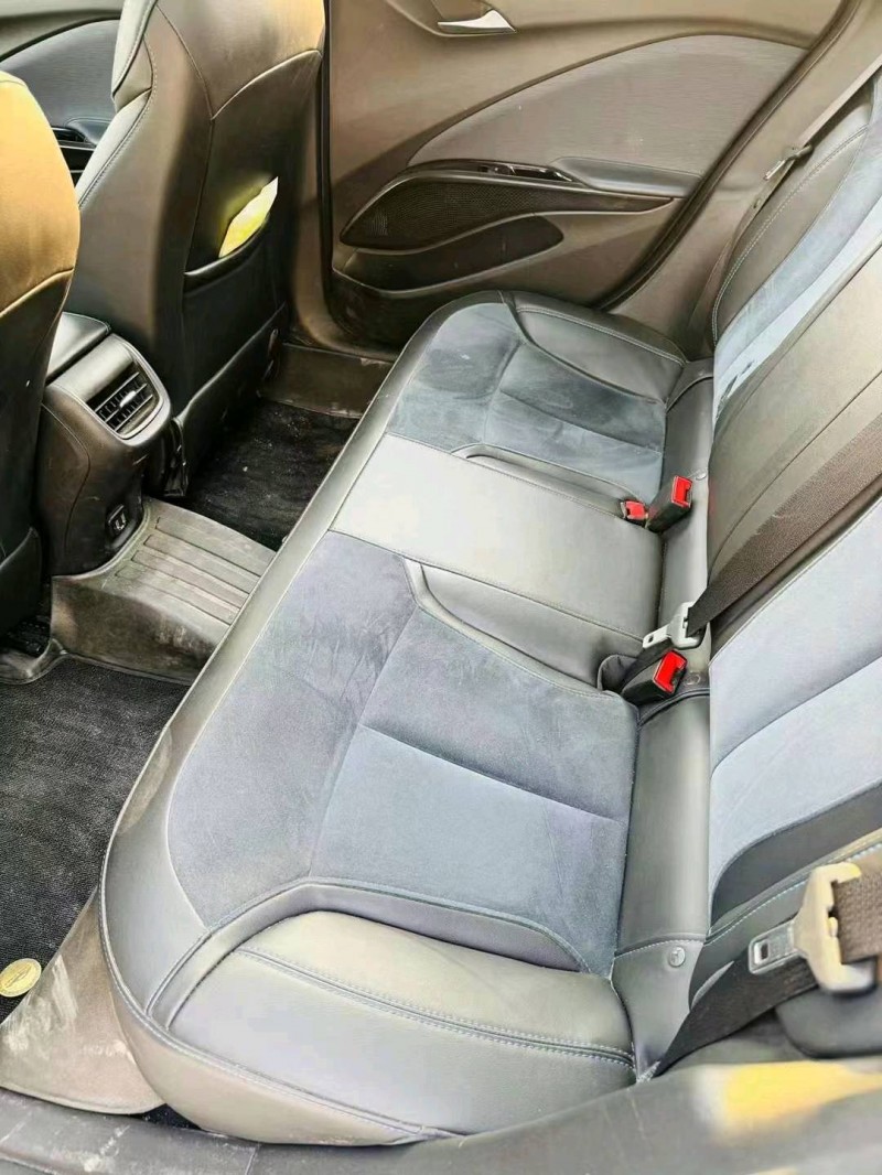 临沂21年别克velite63