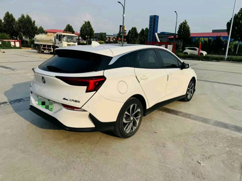 临沂21年别克velite64