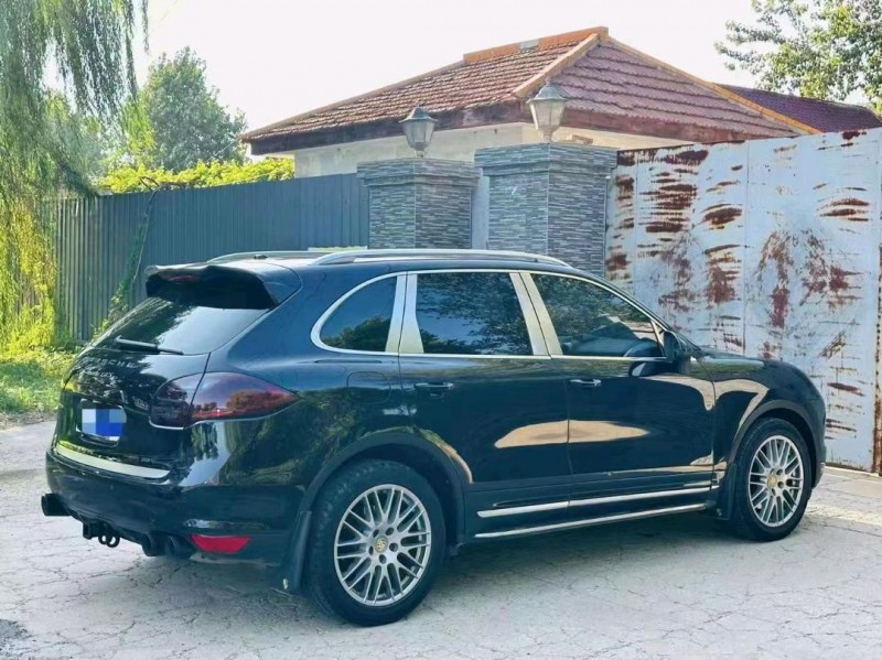 潍坊17年保时捷卡宴6