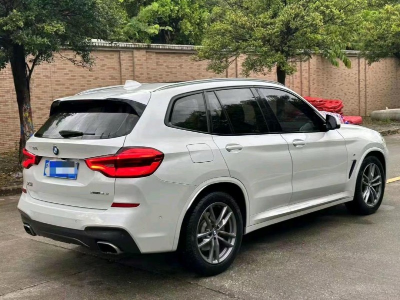 佛山19年宝马X37