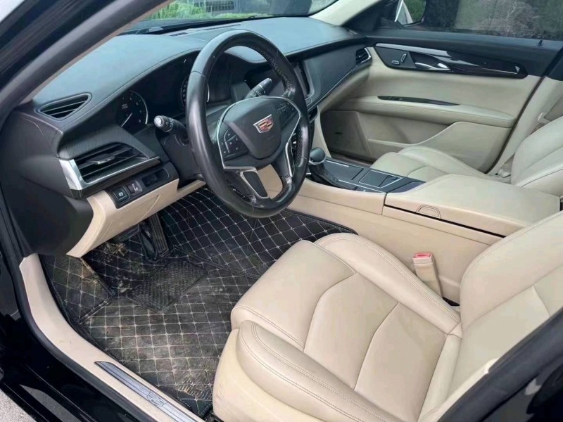 潍坊17年凯迪拉克CT68