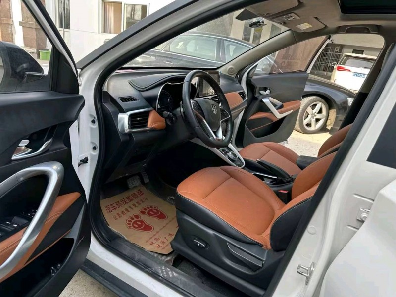 徐州18年寶駿5104