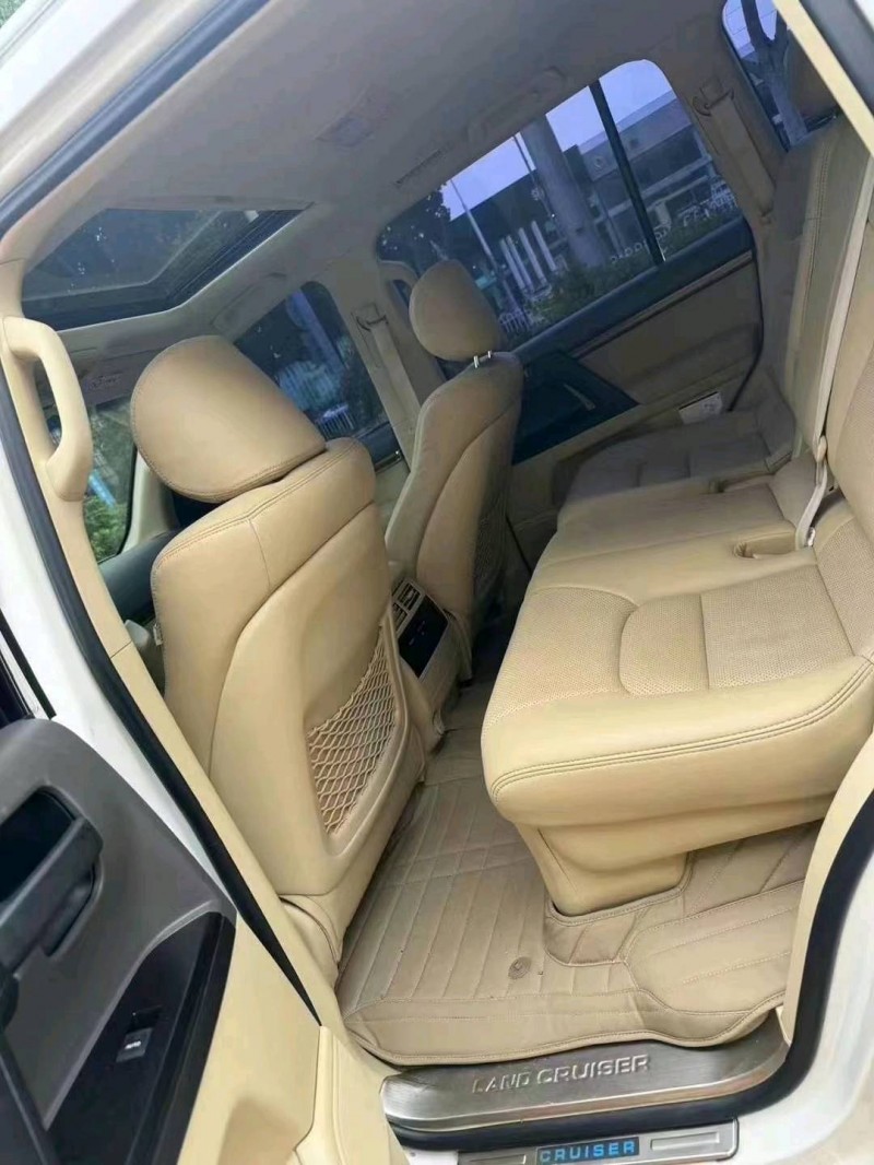 潍坊17年丰田兰德酷路泽3