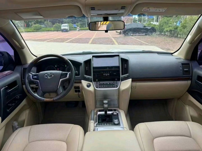 潍坊17年丰田兰德酷路泽6