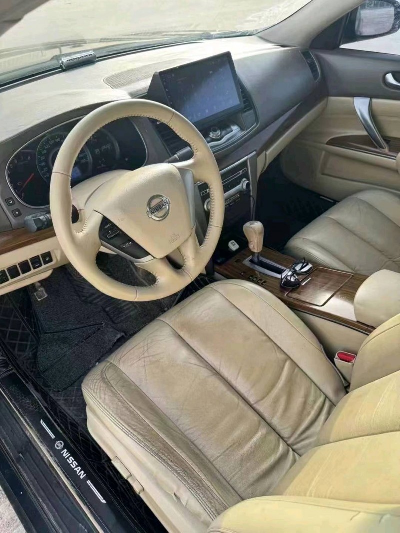 臺州11年日產天籟5
