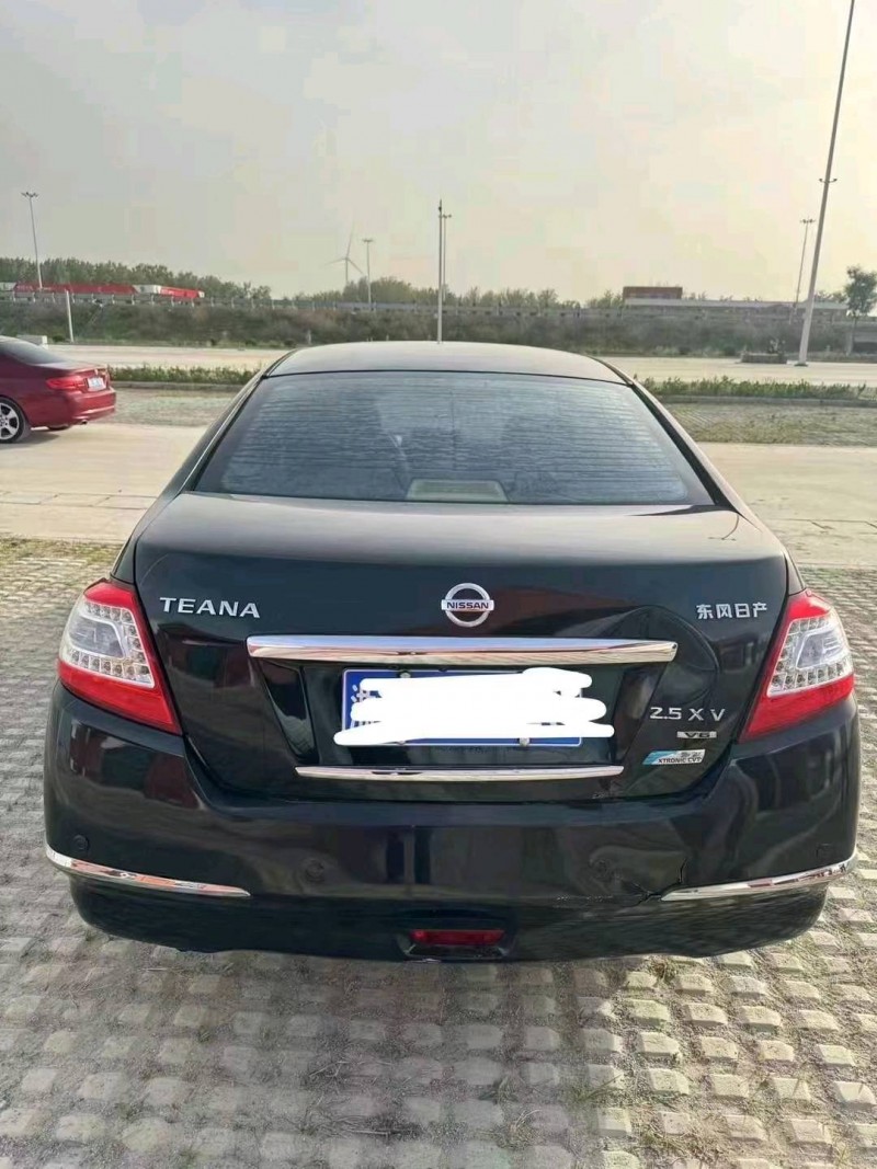 臺州11年日產天籟9