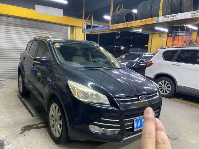 广州13年福特翼虎1