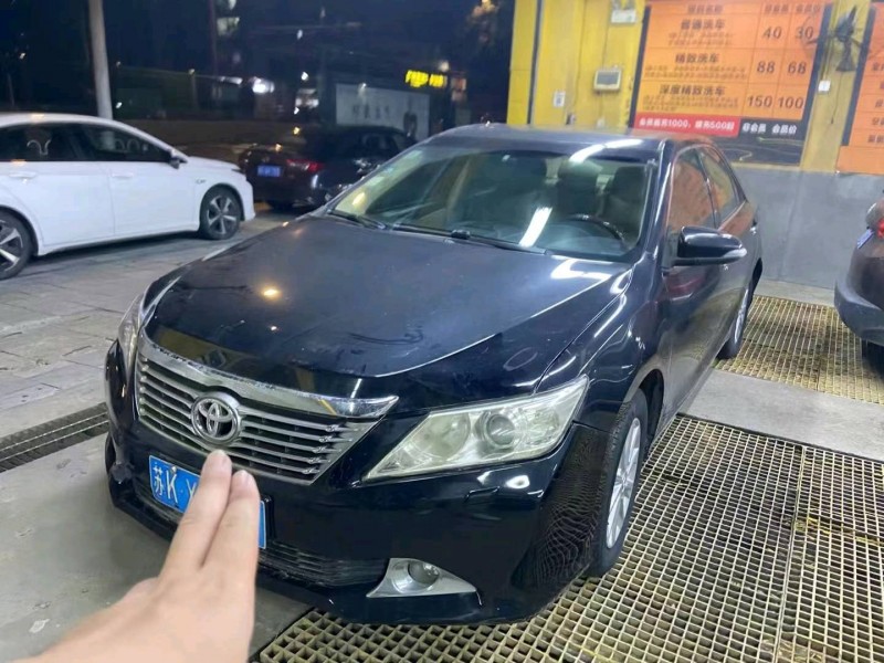 广州12年丰田凯美瑞1