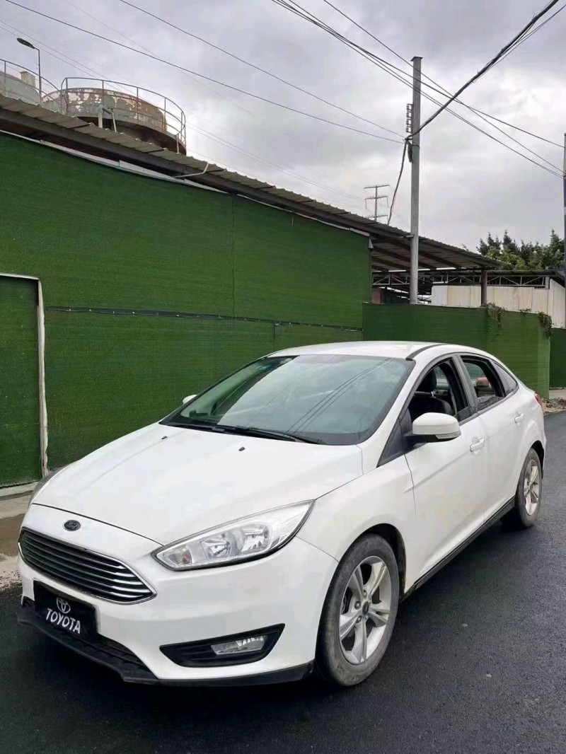 汕头16年福特福克斯4