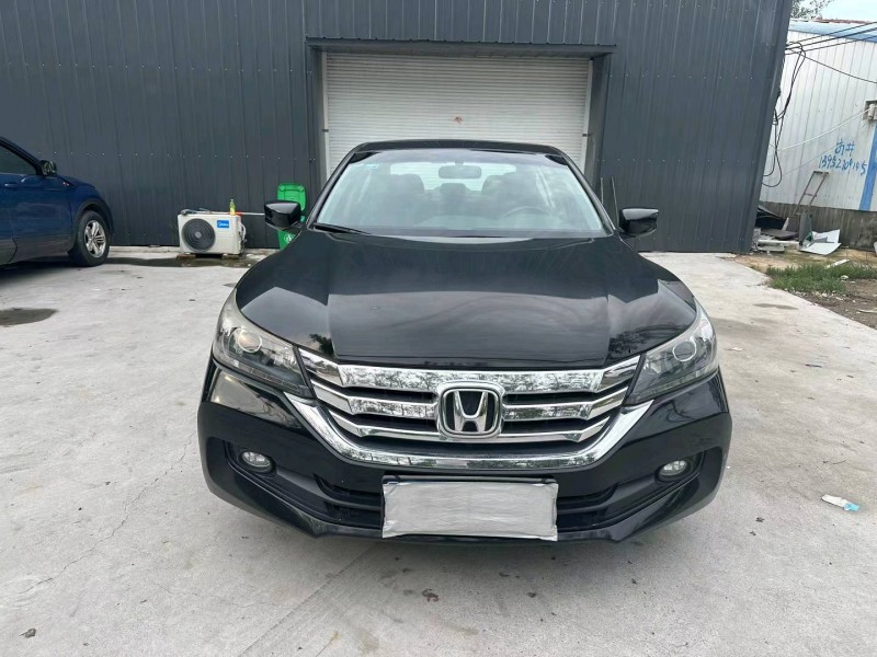 徐州14年本田雅阁1