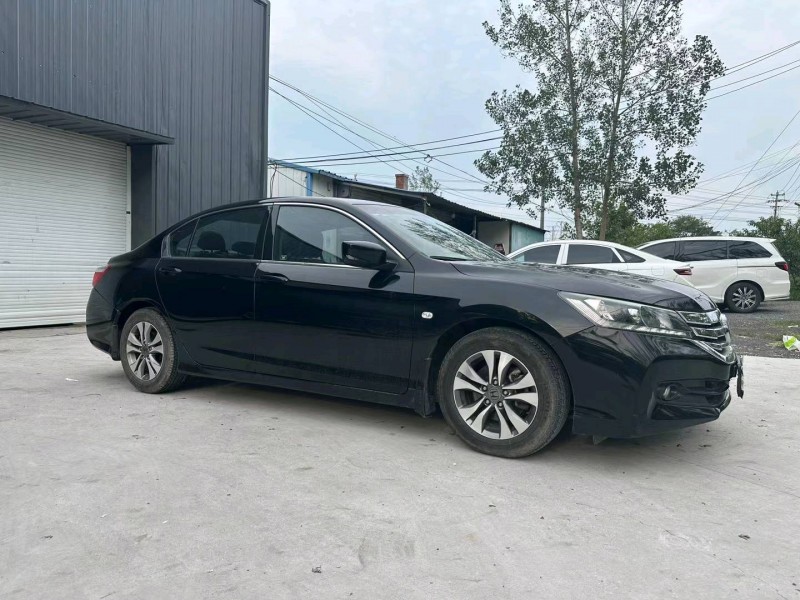 徐州14年本田雅阁2