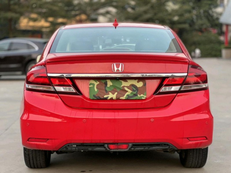 东莞16年本田思域9