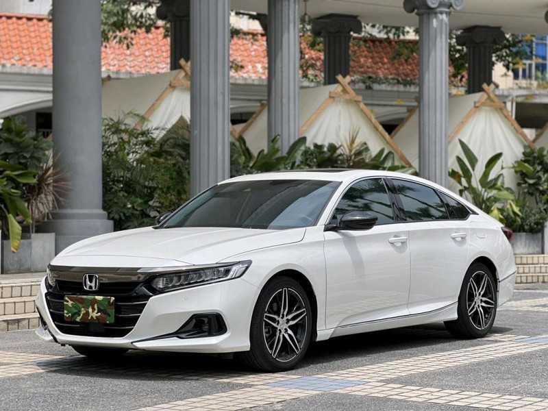 东莞22年本田雅阁3