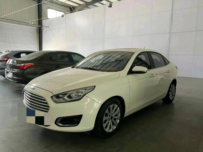 菏泽17年福特福睿斯2