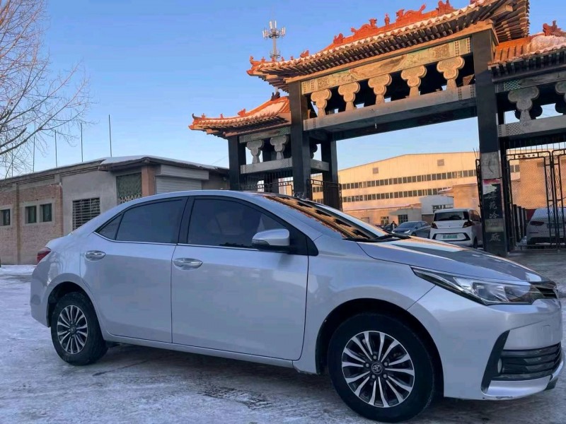 保定19年丰田卡罗拉2