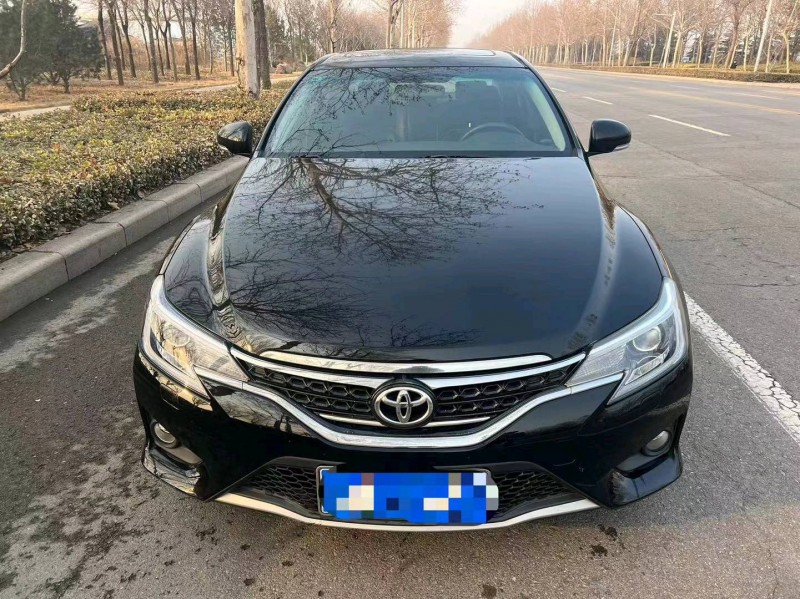 潍坊14年丰田锐志1