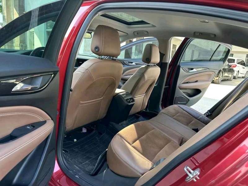 徐州18年别克君威8