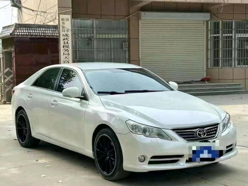 广州13年丰田锐志2
