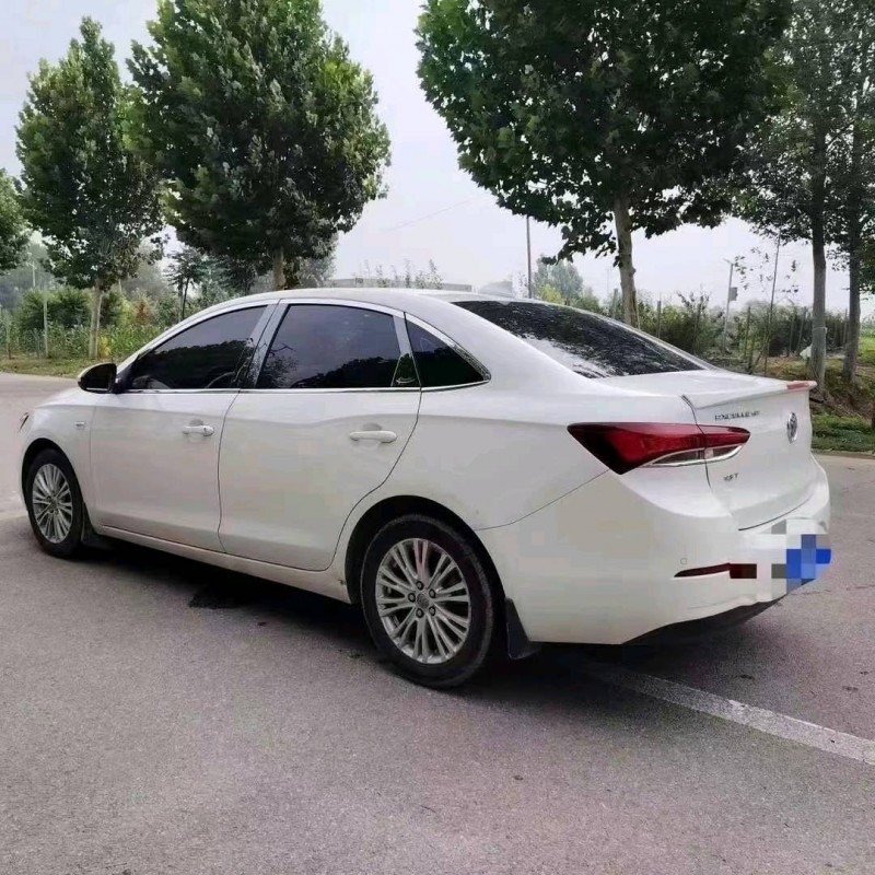 菏泽18年别克英朗9