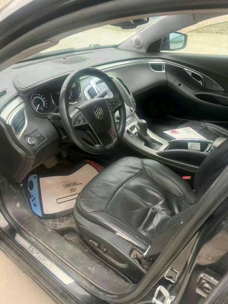 菏泽10年别克君越5