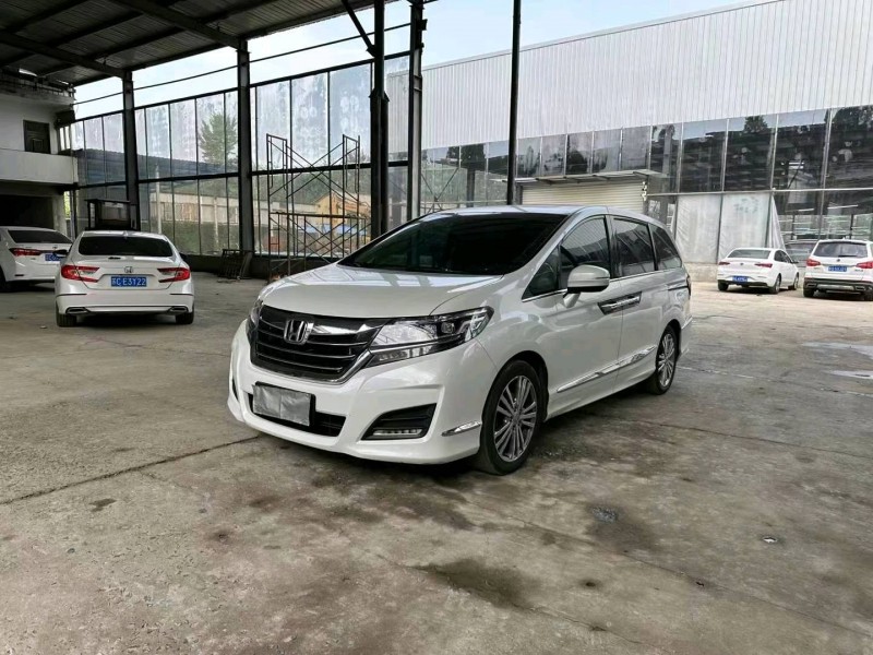 徐州17年本田艾力绅2