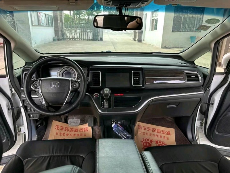 徐州17年本田艾力绅5