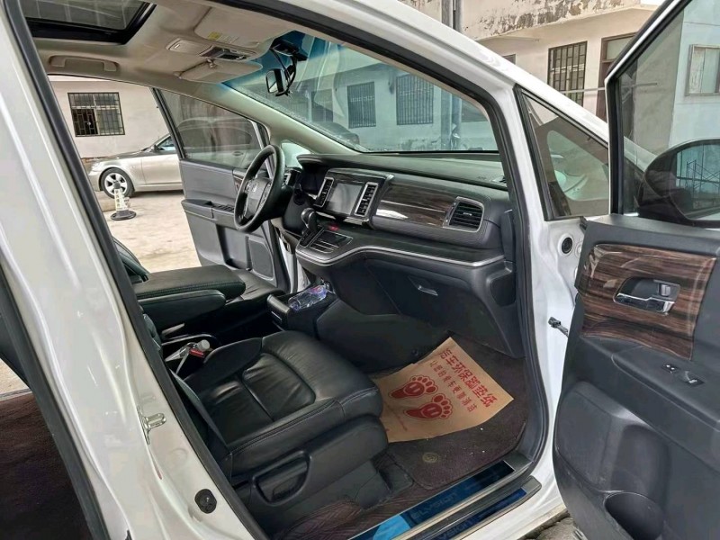 徐州17年本田艾力绅6