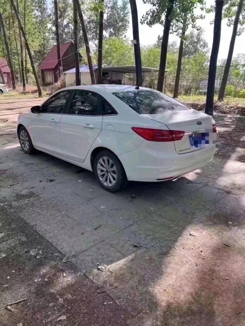 菏泽17年福特福克斯7