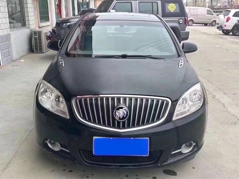 菏泽13年别克英朗1