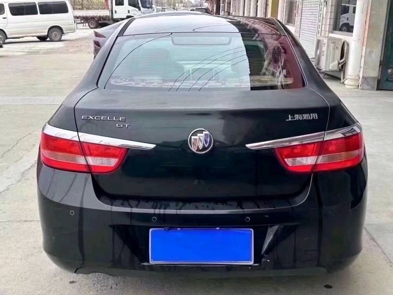 菏泽13年别克英朗2