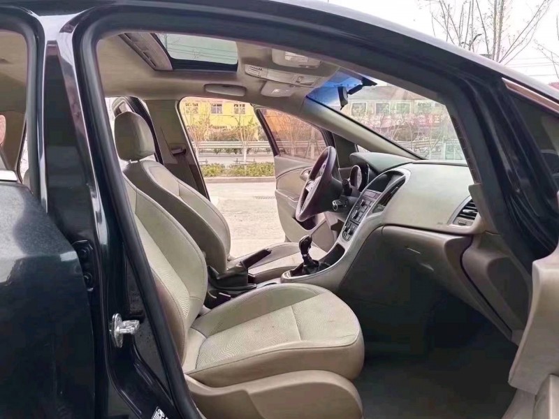 菏泽13年别克英朗5