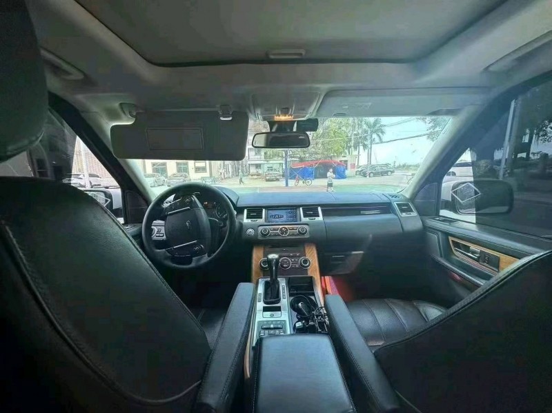 佛山12年路虎揽胜运动3