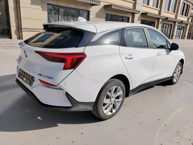 邢台24年别克微蓝8