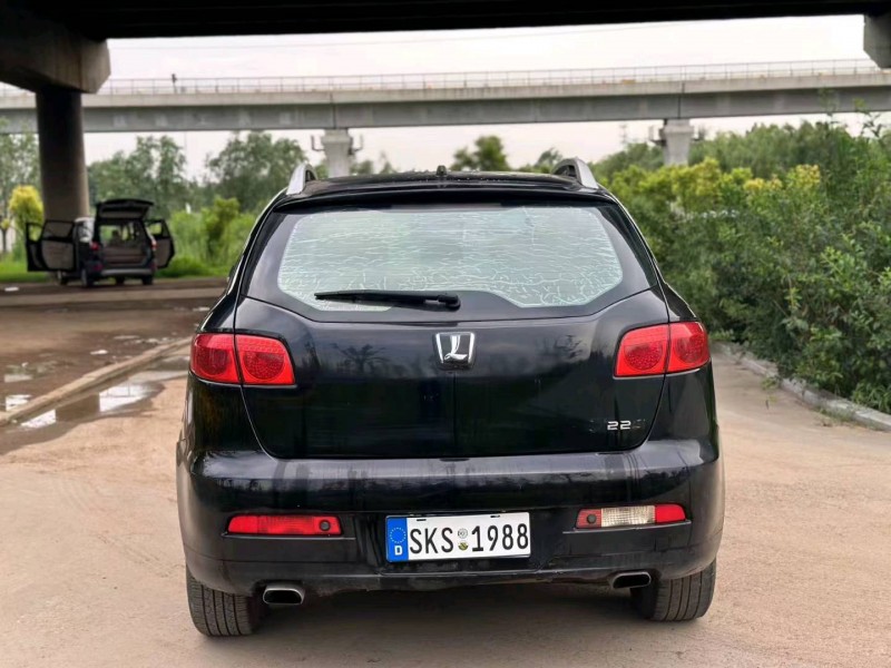 青岛12年纳智捷大7 SUV9