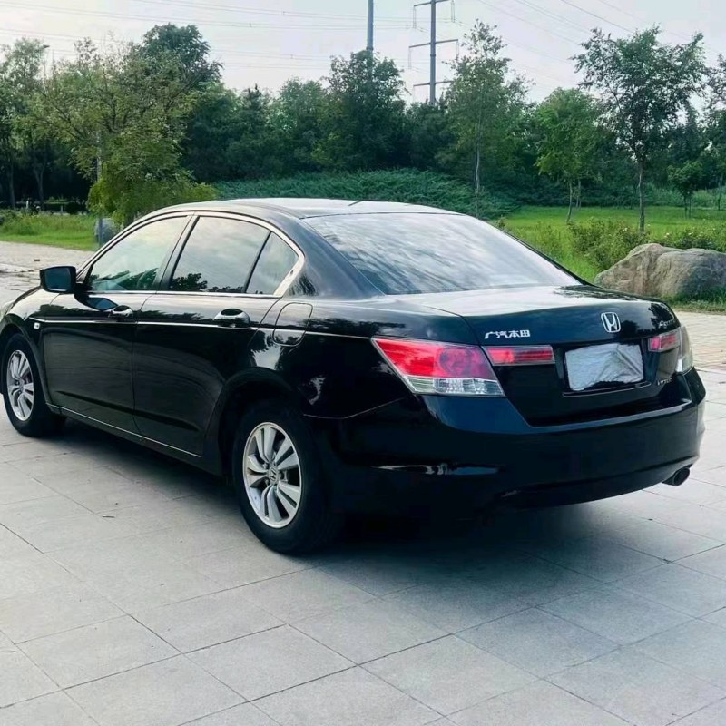 烟台10年本田雅阁3