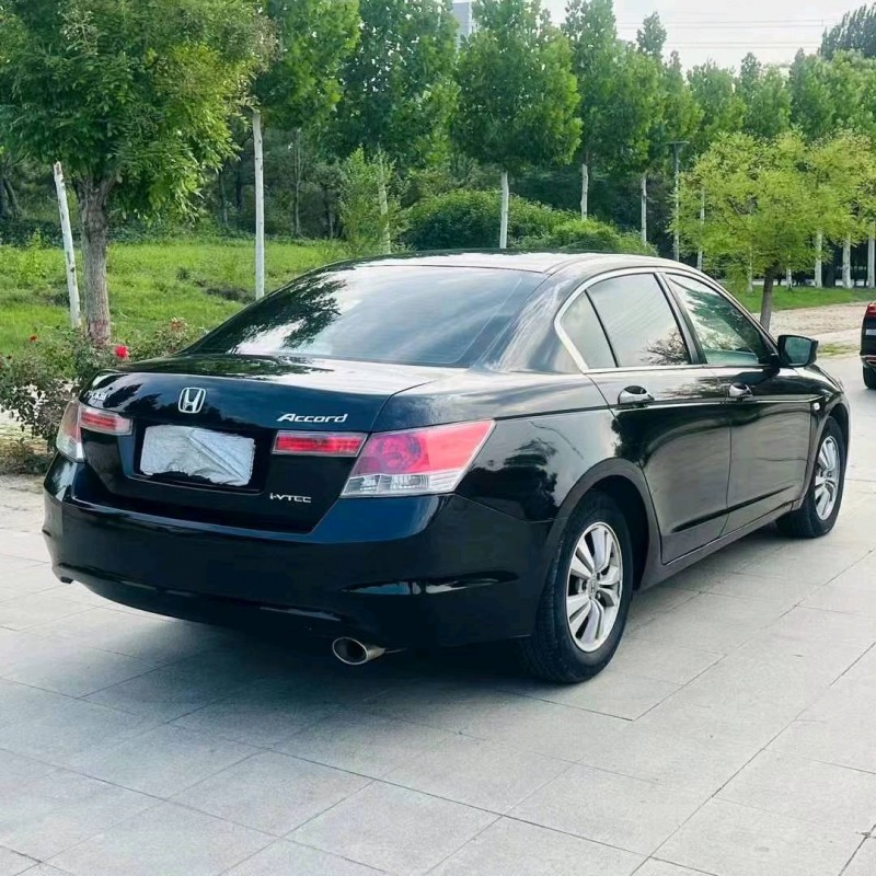 烟台10年本田雅阁6