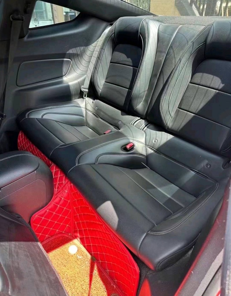 济宁17年福特野马5